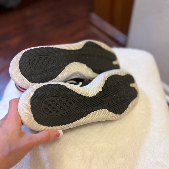 Nike KD Trey 5 VIII EP 'Bred' - Picture 7 of 8